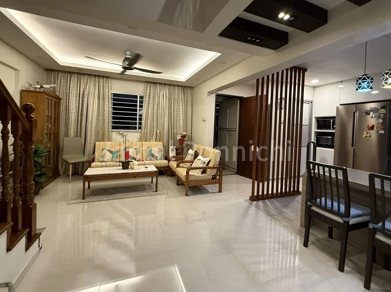 Maisonette HDB for Sale in 407 Jurong West Street 42 - Image 4
