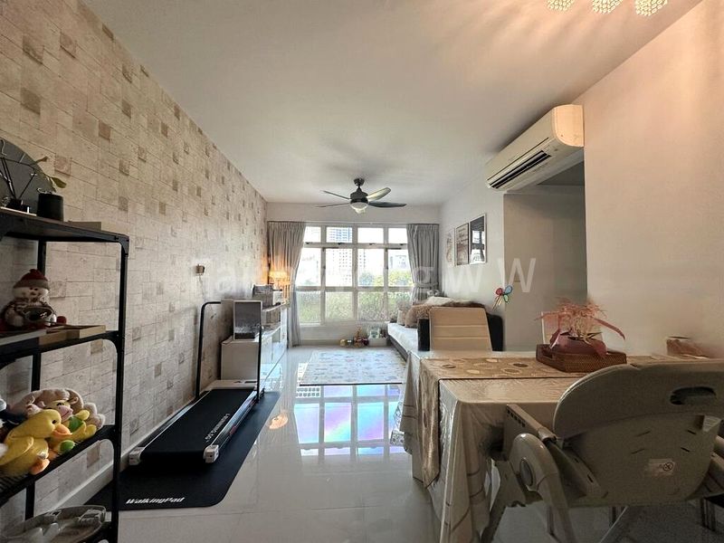 4 Room (4A) HDB for Sale in 10B Boon Tiong Road - Image 5