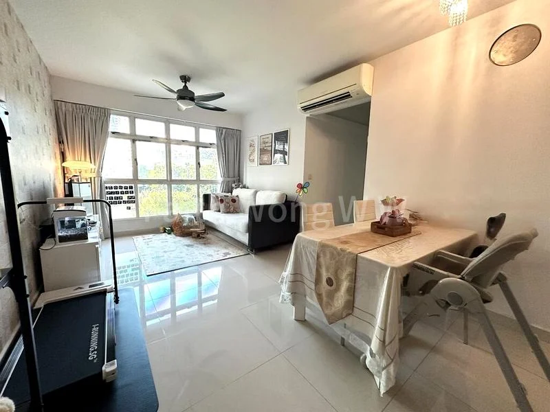 4 Room (4A) HDB for Sale in 10B Boon Tiong Road - Image 2