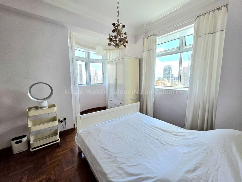 3 Bed Apartment (Condo) for Sale in  La Crystal - Image 2