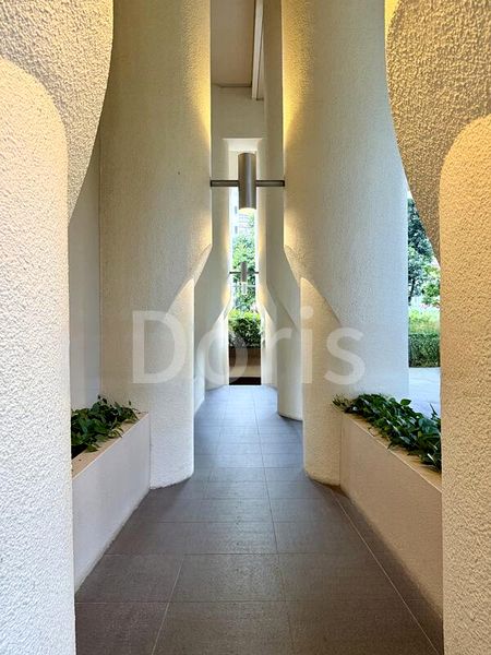 3 Bed Condo for Rent in  The Colonnade - Image 5