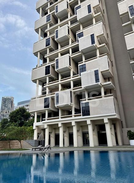 3 Bed Condo for Rent in  The Colonnade - Image 6