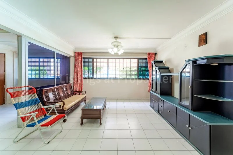 5 Room (5I) HDB for Sale in 804 Yishun Ring Road - Image 1