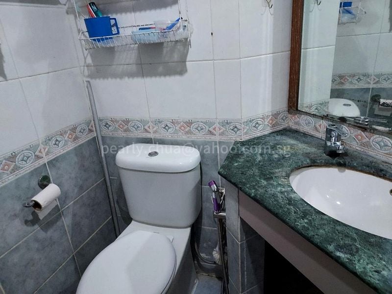 Common Room (Condo) for Rent in  Eastvale - Image 7