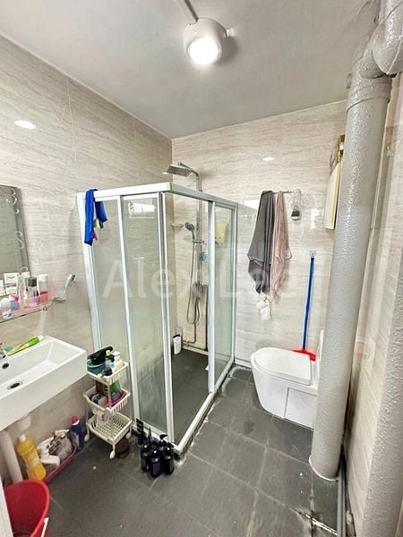 Maisonette HDB for Sale in  336 Jurong East Avenue 1 - Image 9