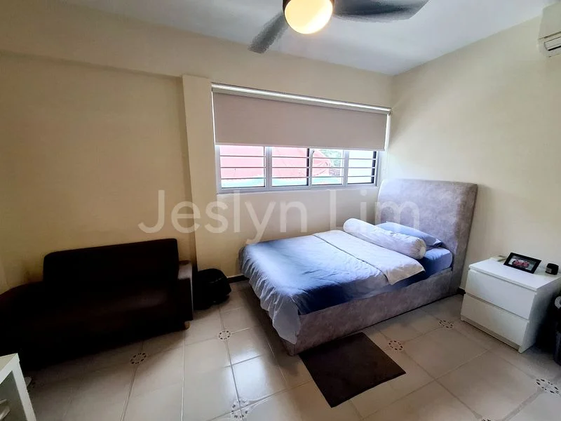 4 Room (4NG) HDB for Sale in  231 Tampines Street 21 - Image 11