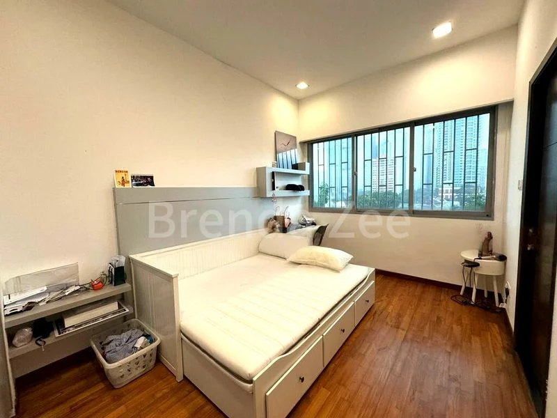 6 Bed Semi-Detached House (Landed) for Sale in Bo Seng Avenue - Image 1