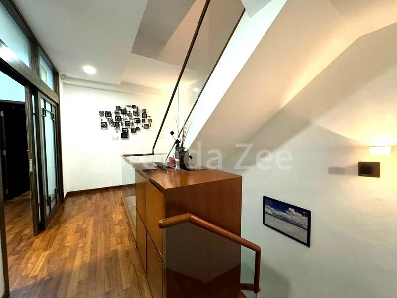 6 Bed Semi-Detached House (Landed) for Sale in Bo Seng Avenue - Image 3