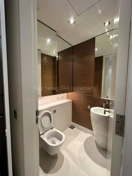 4 Bed Apartment (Condo) for Rent in  The Oliv - Image 17