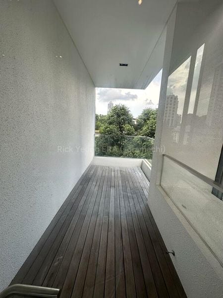 4 Bed Apartment (Condo) for Rent in  The Oliv - Image 4