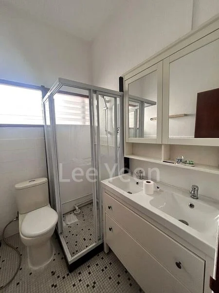 4 Bed Terraced House (Landed) for Rent in Hougang Central - Image 3