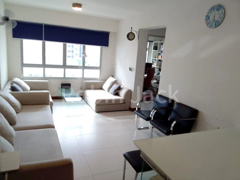 3 Room (3A) HDB for Sale in 329A Anchorvale Street - Image 4