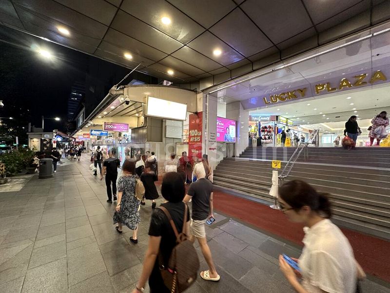 Shop / Shophouse for Sale: Lucky Plaza - Image 8