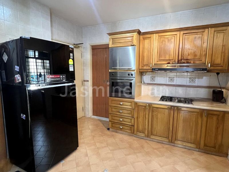 3 Bed Condo for Rent in  Cashew Heights Condominium - Image 7