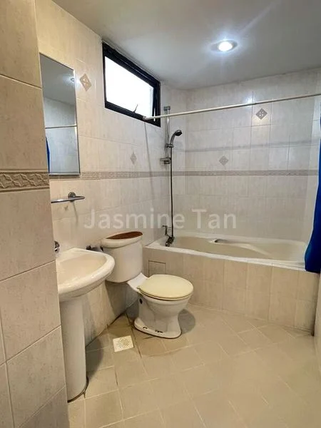 3 Bed Condo for Rent in  Cashew Heights Condominium - Image 5