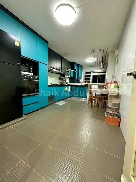 4 Room (4A) HDB for Sale in 24 Teban Gardens Road - Image 4