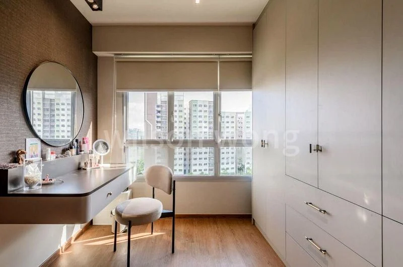 5 Room (5I) HDB for Sale in  876A Tampines Avenue 8 - Image 2