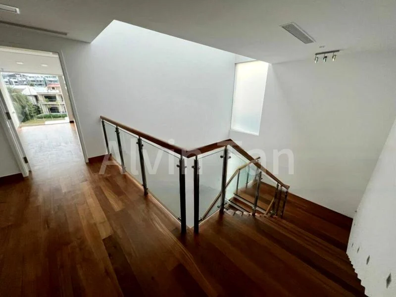 6 Bed Bungalow (Landed) for Rent around  Paradise Island - Image 3