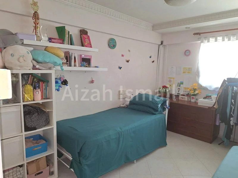 4 Room (4NG) HDB for Sale in  309 Serangoon Avenue 2 - Image 5