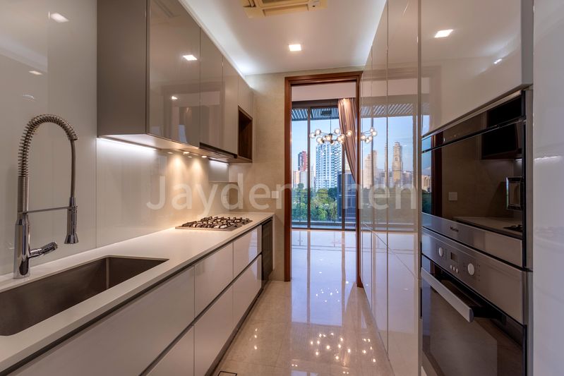 4 Bed Condo for Sale in One Balmoral - Image 8