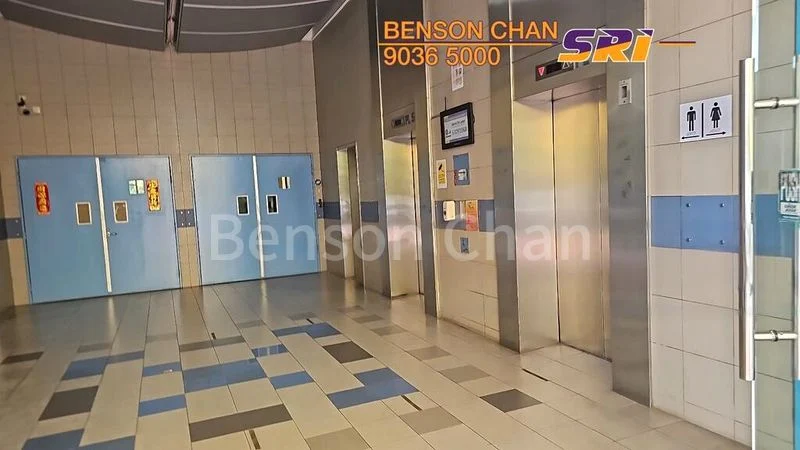 Warehouse for Rent: Pandan Crescent, 8m Ceiling B2 or Upper Floor Warehouse - Image 3