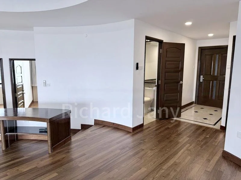 4 Bed Condo for Sale in  The Draycott - Image 16