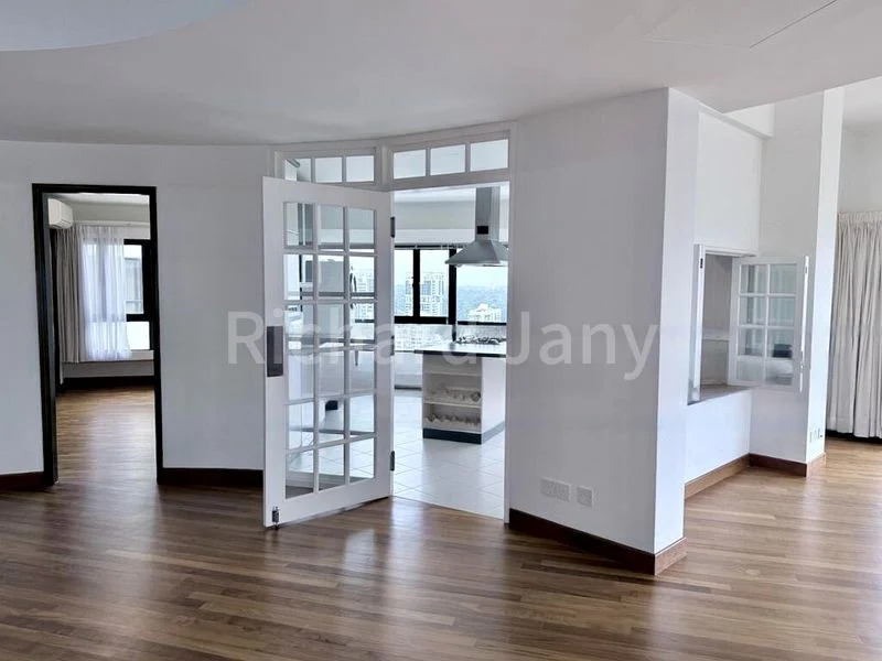 4 Bed Condo for Sale in  The Draycott - Image 5