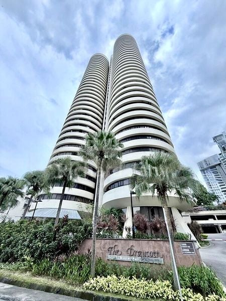 4 Bed Condo for Sale in  The Draycott - Image 2