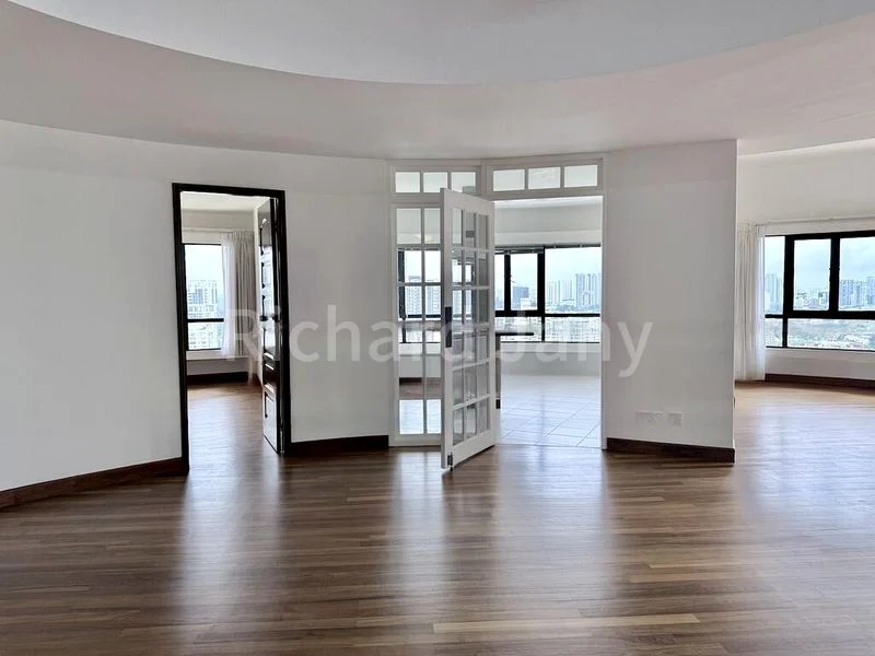 4 Bed Condo for Sale in  The Draycott - Image 7