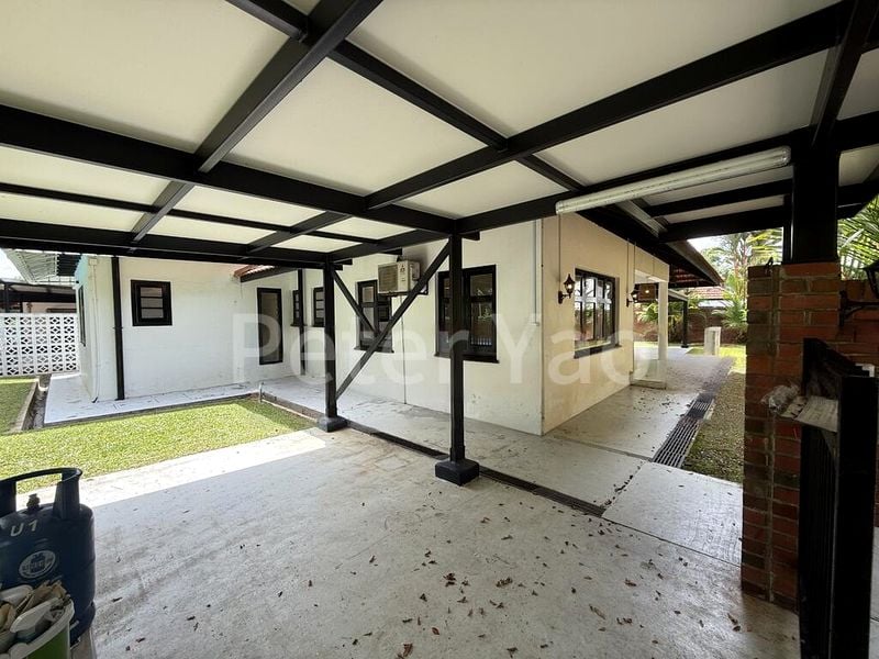 3 Bed Bungalow (Landed) for Rent in Holland Road - Image 2