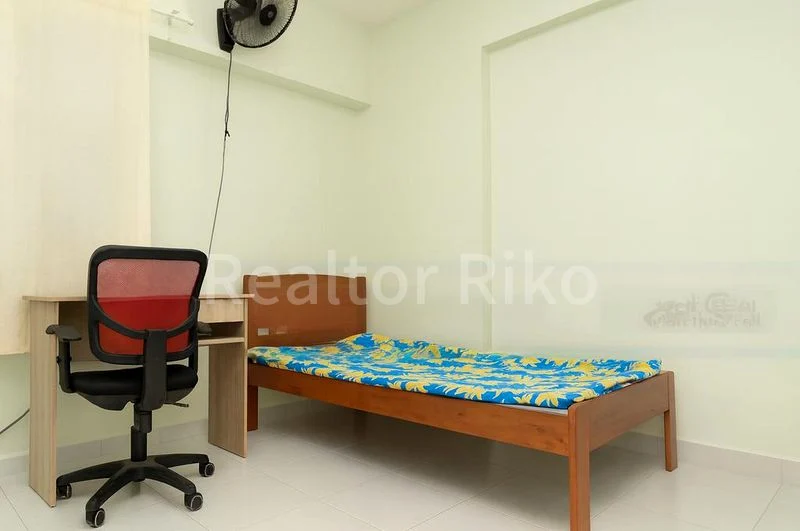 Common Room (HDB) for Rent in  254 Bishan Street 22 - Image 1