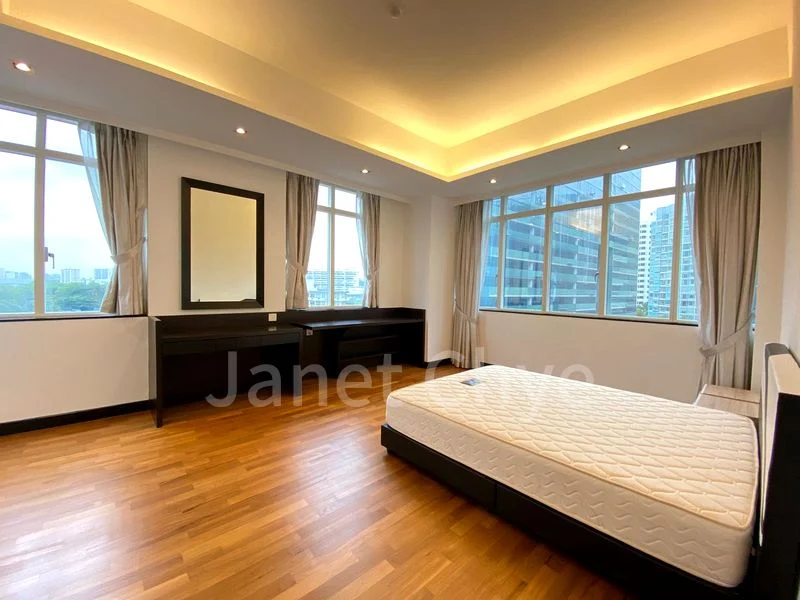 4 Bed Condo for Rent in  Orchard Scotts - Image 11