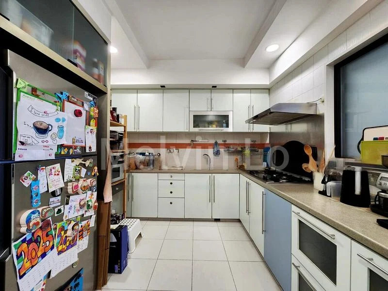 5 Bed Condo for Rent in  Kensington Park Condominium - Image 11