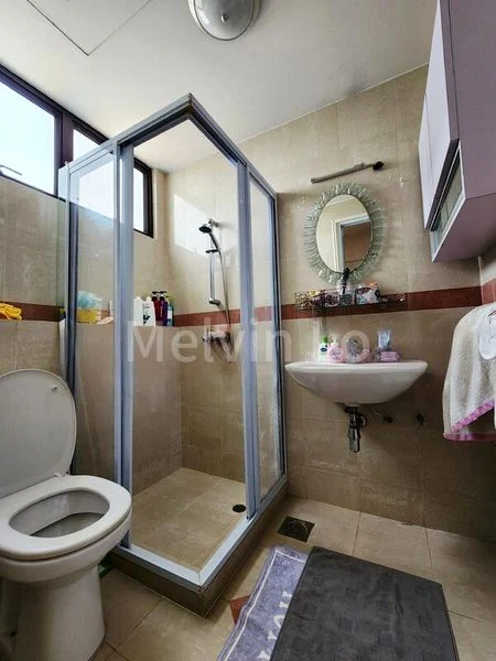 5 Bed Condo for Rent in  Kensington Park Condominium - Image 6