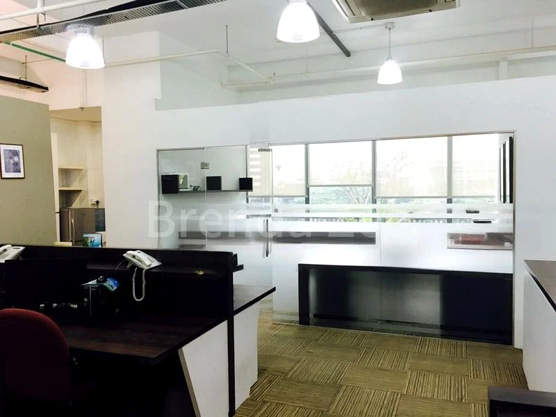 Light Industrial (B1) for Sale: One Commonwealth - Image 1