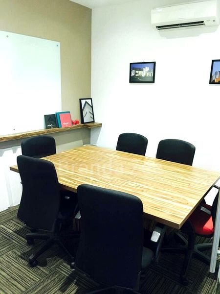 Light Industrial (B1) for Sale: One Commonwealth - Image 5