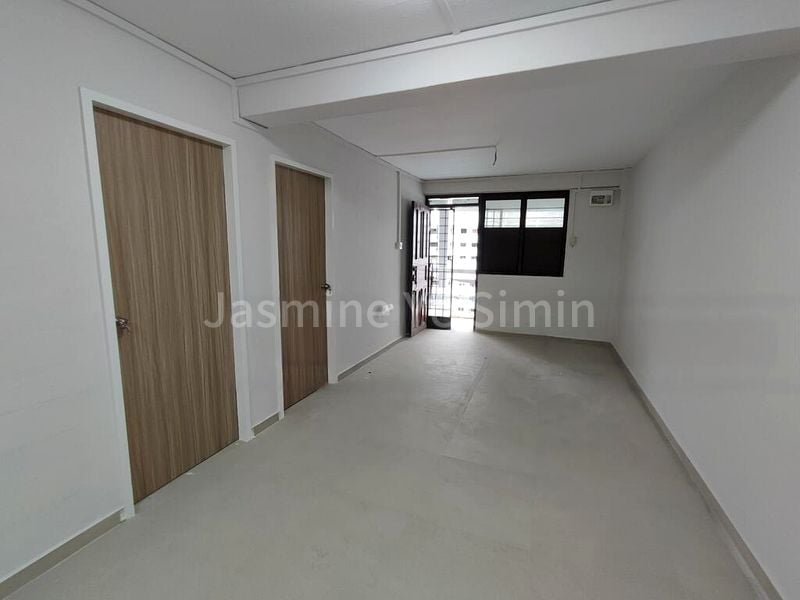 3 Room (3I) HDB for Rent in  126 Lorong 1 Toa Payoh - Image 3