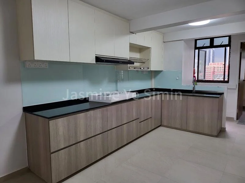 3 Room (3I) HDB for Rent in  126 Lorong 1 Toa Payoh - Image 1