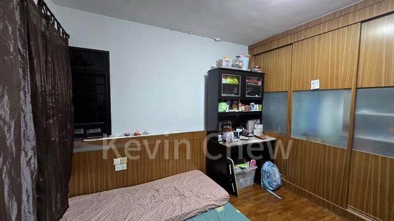 5 Room (5I) HDB for Rent in 654C Jurong West Street 61 - Image 10