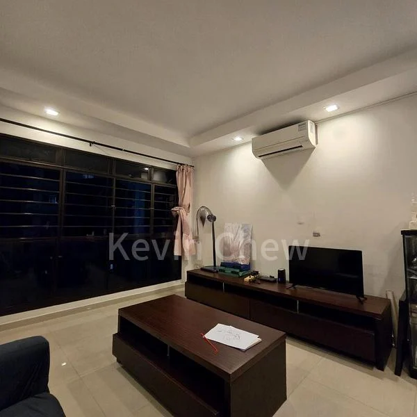5 Room (5I) HDB for Rent in 654C Jurong West Street 61 - Image 1