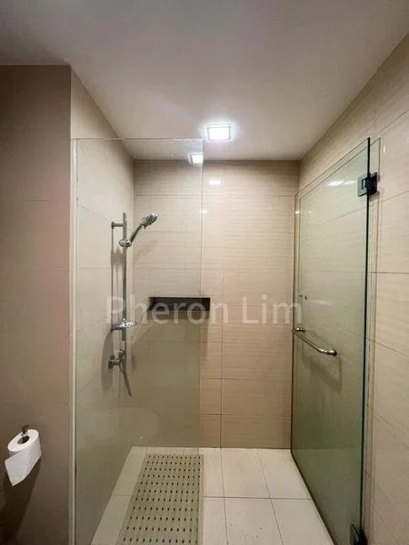 Master Room (Condo) for Rent in  The Tampines Trilliant - Image 4