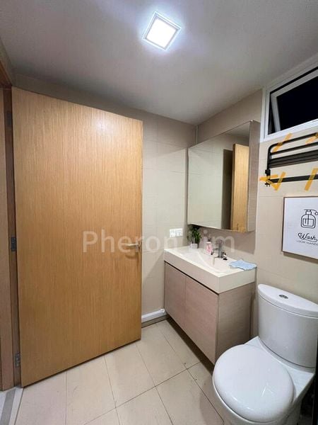 Master Room (Condo) for Rent in  The Tampines Trilliant - Image 3