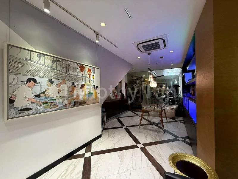 Ground Floor with High Ceiling Commercial Space Near Maxwell MRT - Image 7