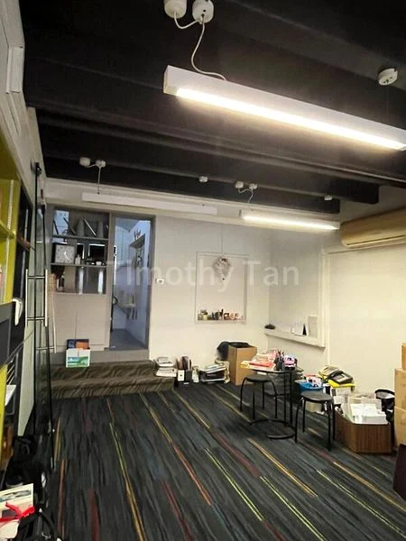 Ground Floor with High Ceiling Commercial Space Near Maxwell MRT - Image 3