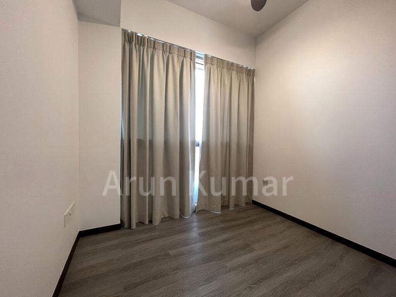 2 Bed Condo for Rent in Pasir Ris Drive 8 - Image 10