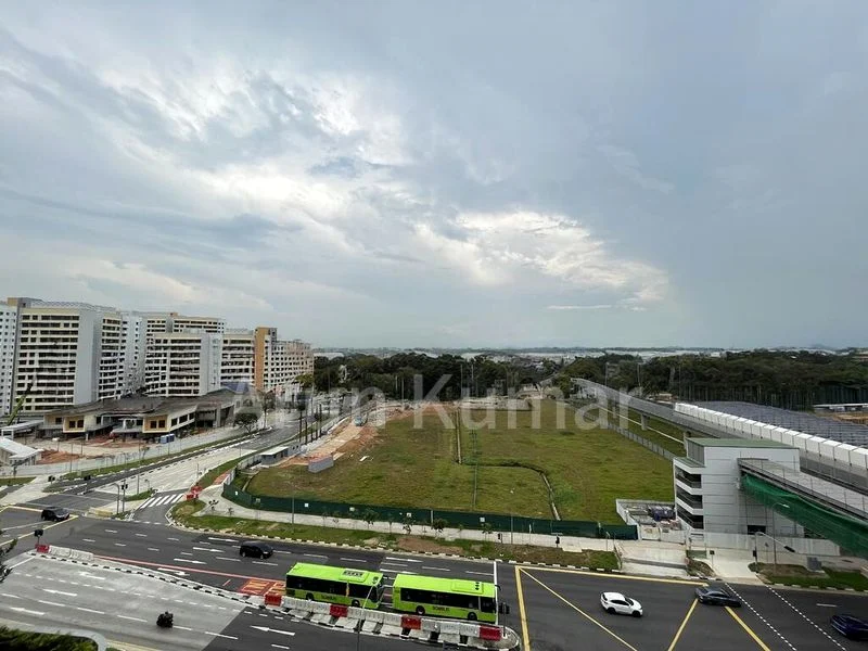 2 Bed Condo for Rent in Pasir Ris Drive 8 - Image 1