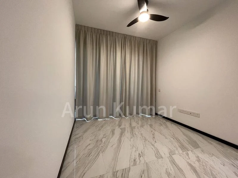 2 Bed Condo for Rent in Pasir Ris Drive 8 - Image 6