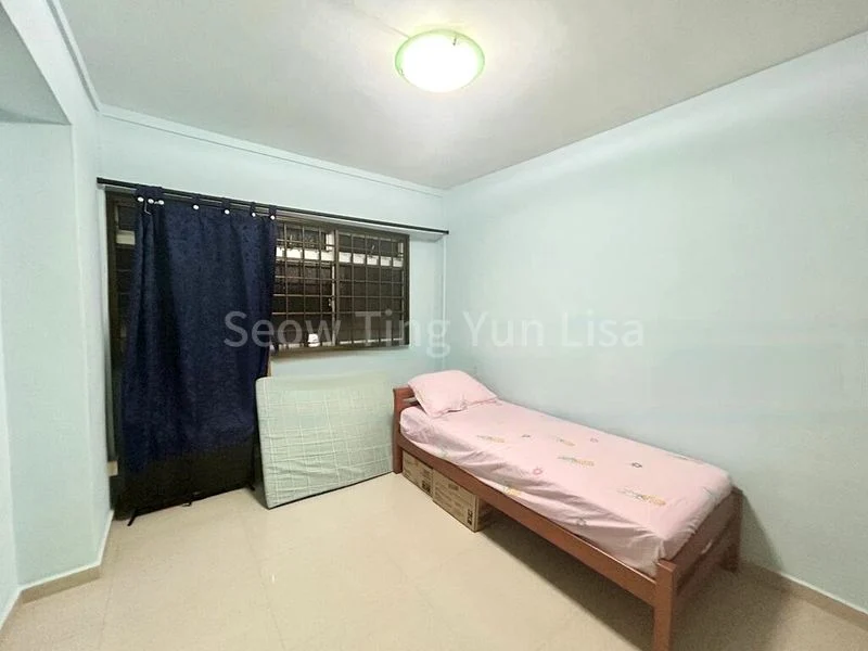 Common Room (HDB) for Rent in  373 Tampines Street 34 - Image 2