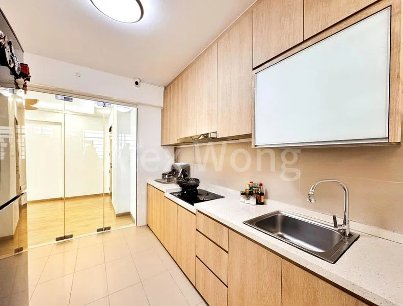 4 Room (4A) HDB for Sale in  450C Bukit Batok West Avenue 6 - Image 11