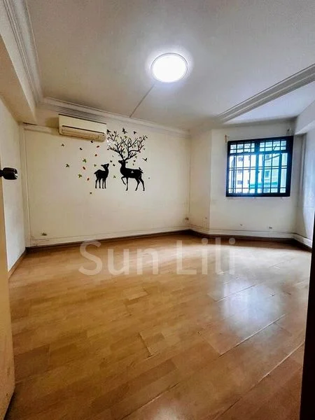 5 Room (5I) HDB for Sale in  244 Compassvale Road - Image 1